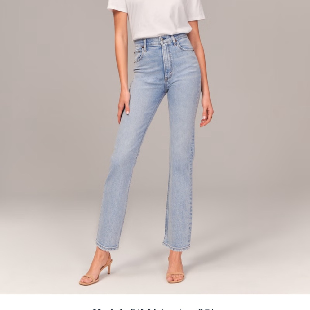 Abercrombie light wash jeans. Ankle straight, high rise. Size 30/10T (tall).